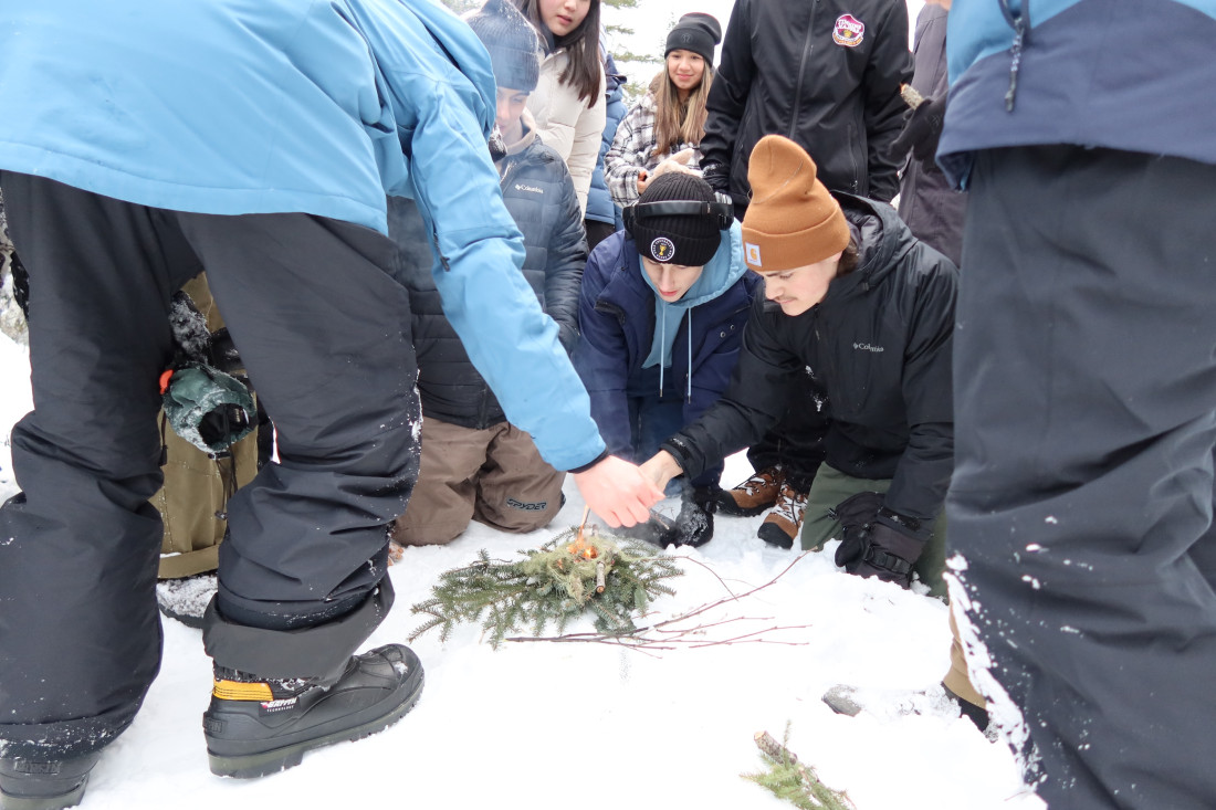 Témoignage de réussite : Northern Connections : leadership et esprit communautaire grâce à un apprentissage expérientiel District School Board Ontario North East (DSB1)